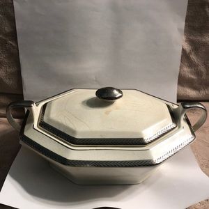 SAXON CHINA 18 karat platinum gold serving dish